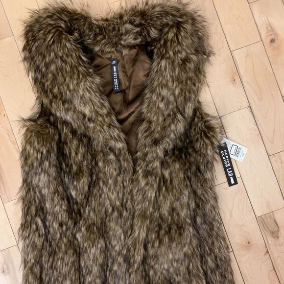 Design Lab Faux Fur Vest- NEW - Picture 2 of 4